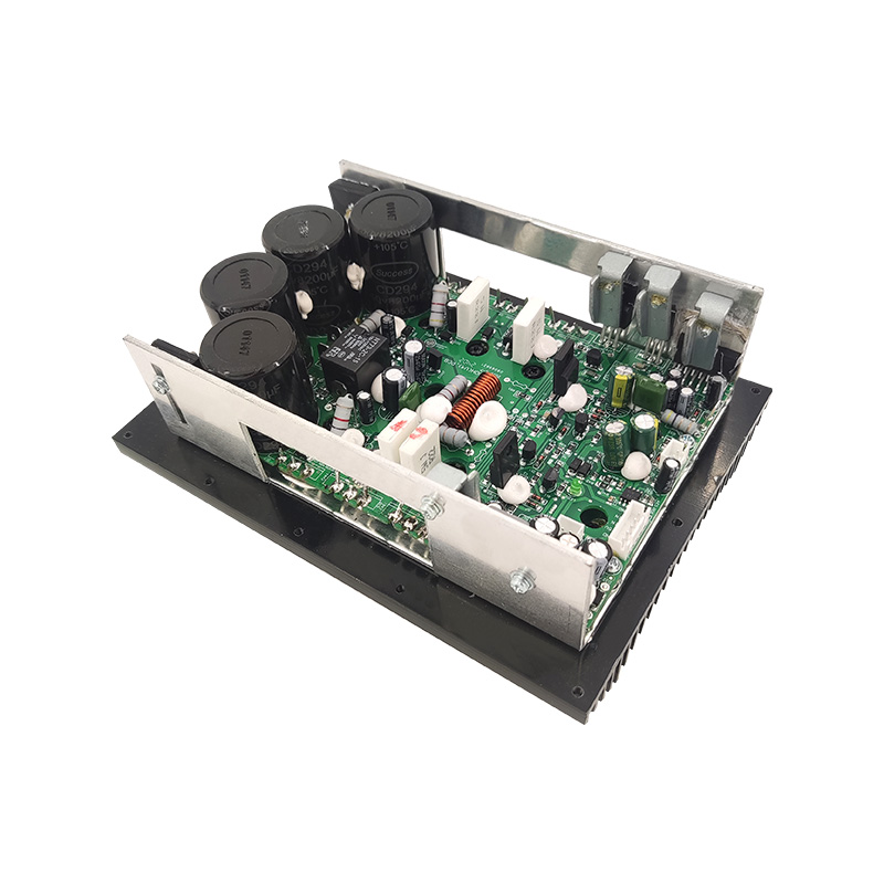 AMP500H + 7294: LP 400W + HP 100W Saída poderosa com radiador de alumínio em forma de U Módulo amplificador de potência classe H